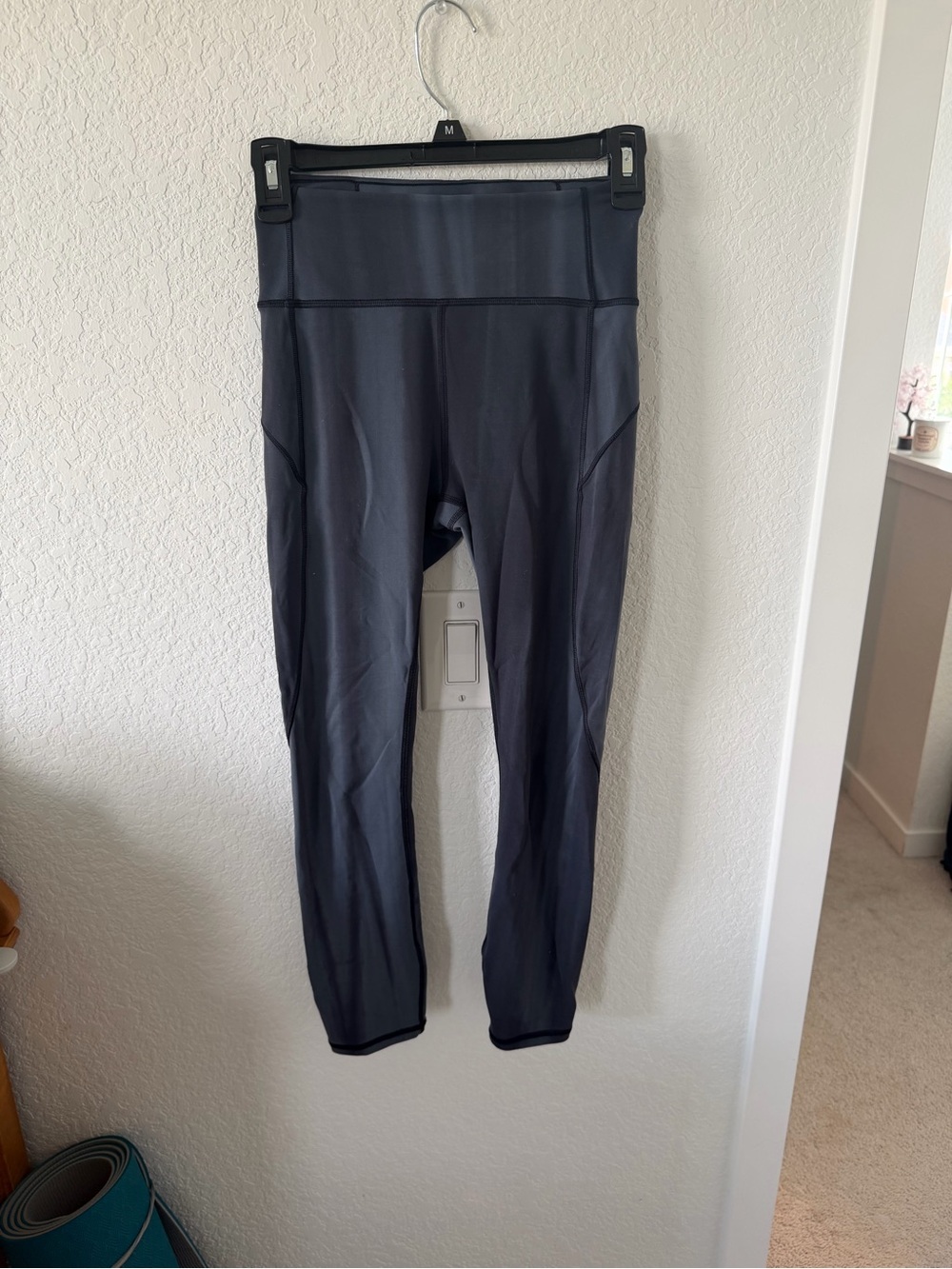 Lulu lemon align leggings size 4